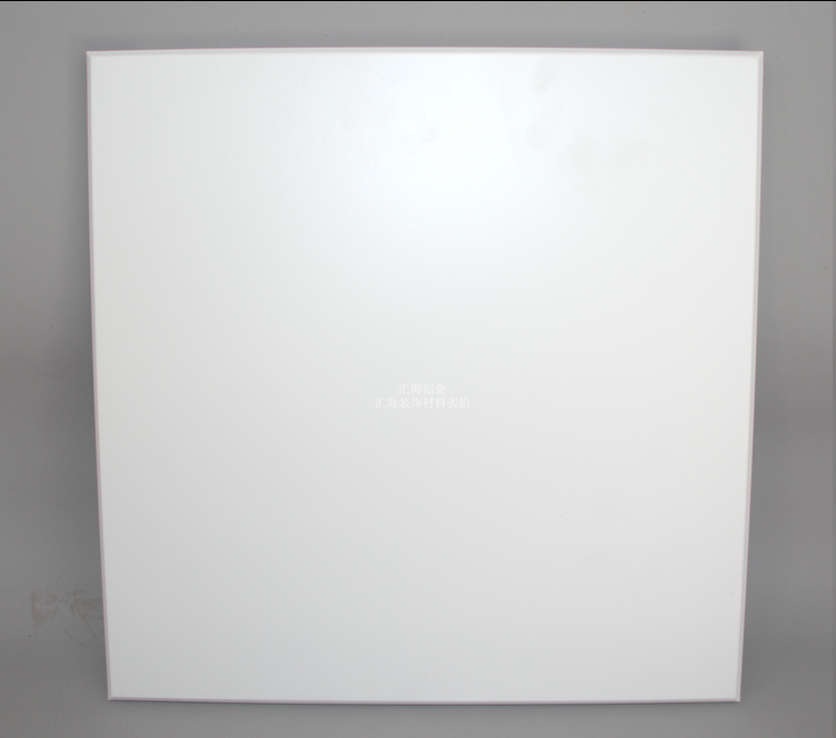 学校医院工程铝扣板常见选型误区：避开性能过剩与需求不足陷阱